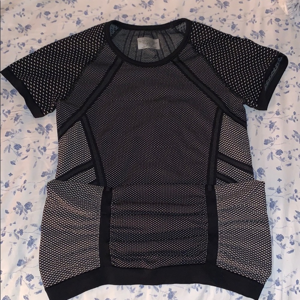 Athleta workout T-shirt